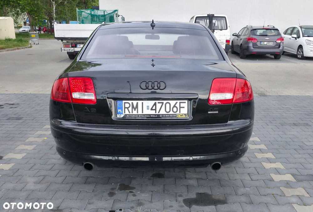 Audi A8 4.2 FSI Quattro - 11