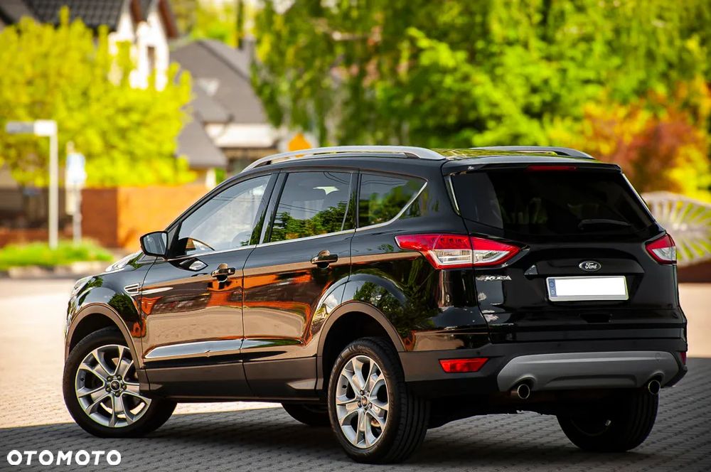 Ford Kuga 2.0 TDCi 4x4 Titanium - 14