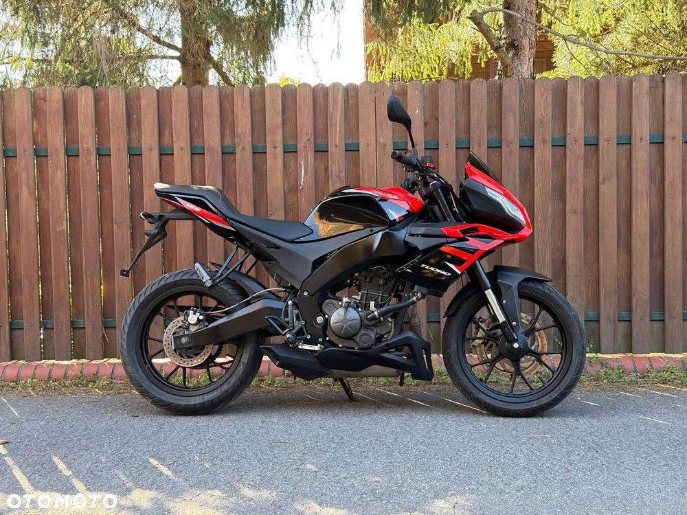 Aprilia Tuono - 5