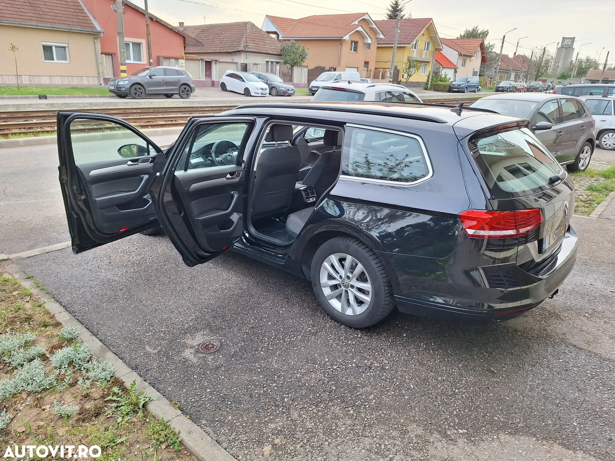 Volkswagen Passat Variant 2.0 TDI (BlueMotion Technology) Comfortline - 30