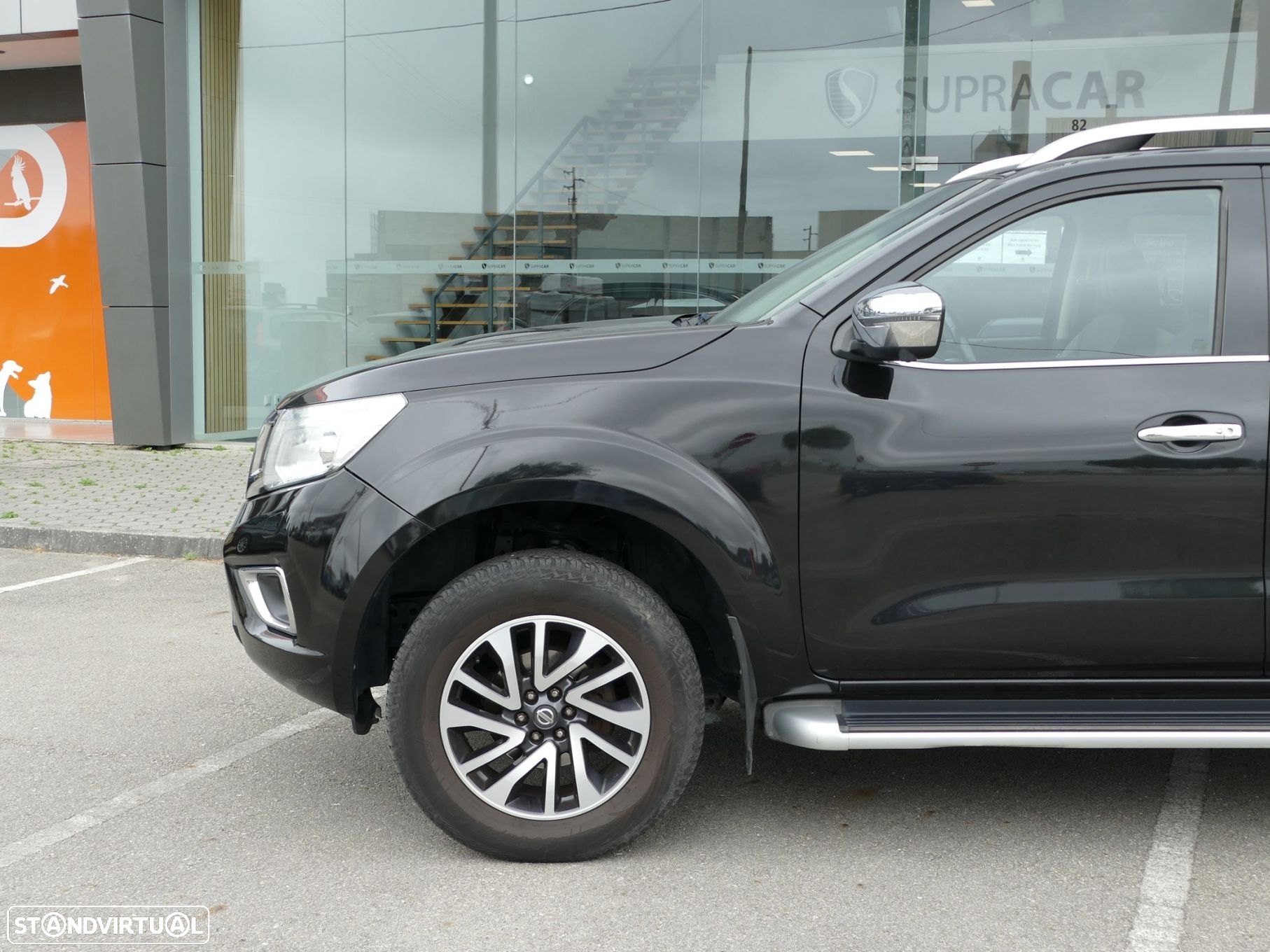 Nissan Navara 2.3 dCi CD 4WD Tekna - 10