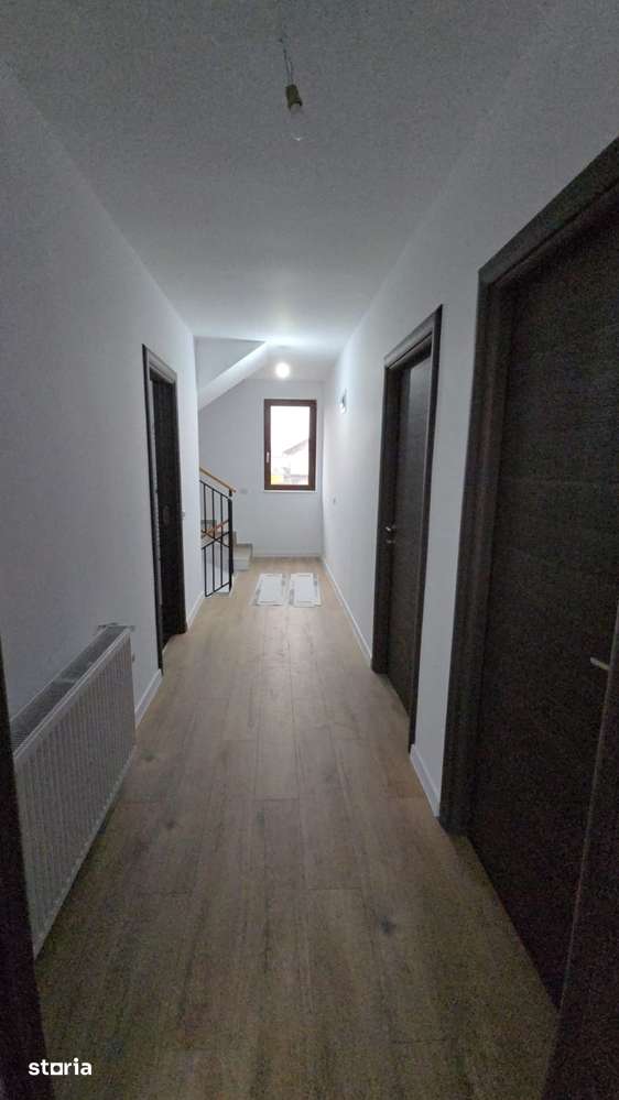 CASA P+1 BRADU 600 MP, TEREN, LA 3 KM DE ORASUL PITESTI - Imagine principală: 4/8