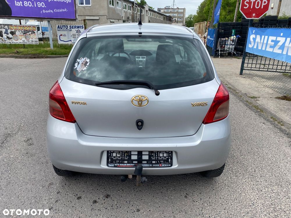 Toyota Yaris - 21