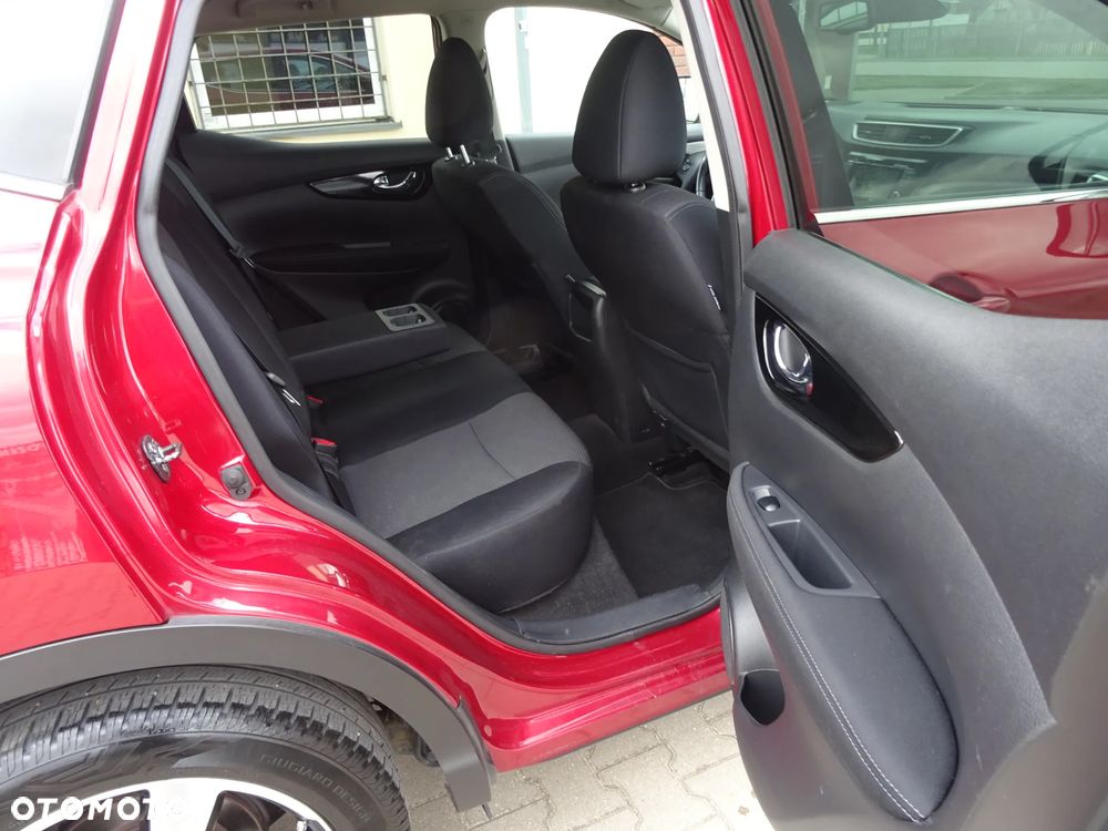 Nissan Qashqai 1.6 dCi 360 S&S - 23