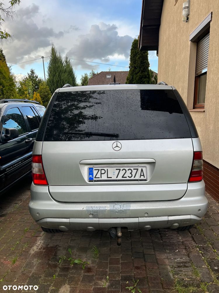 Mercedes-Benz ML - 13