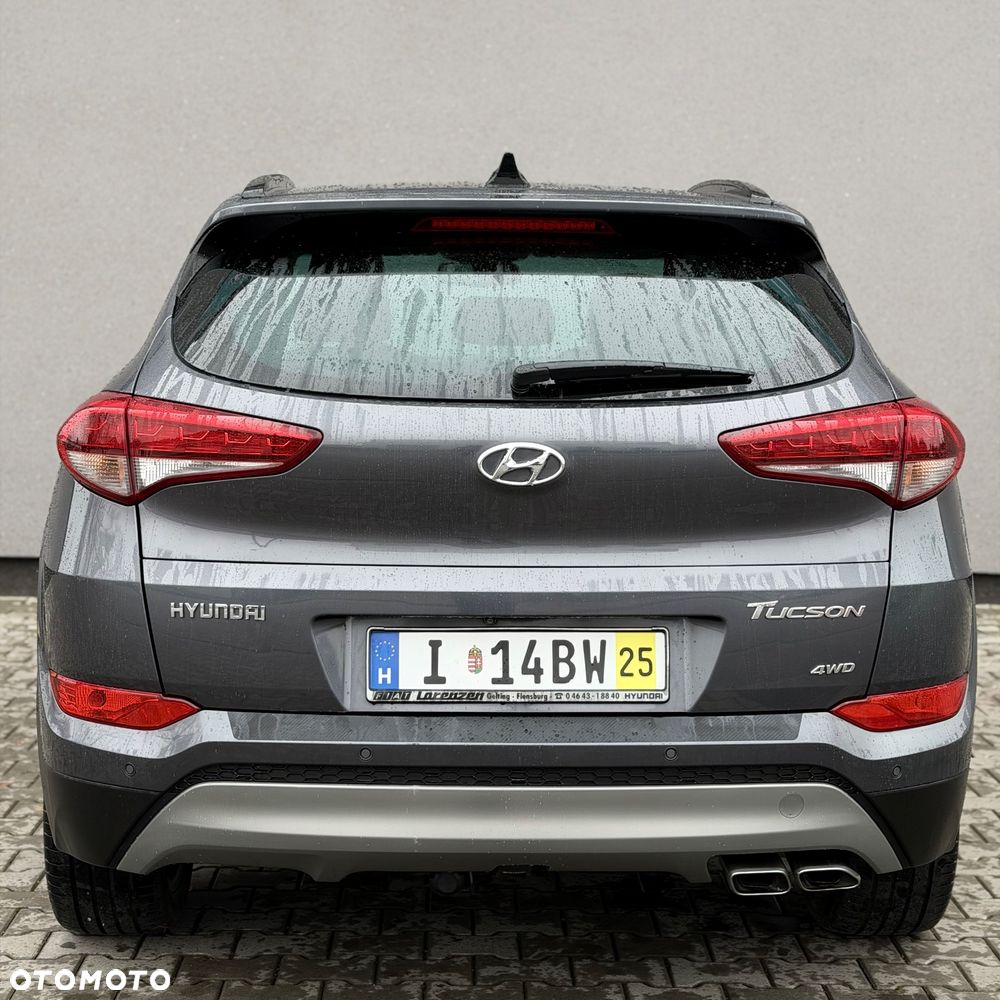 Hyundai Tucson 2.0 CRDI 4WD Automatik Premium - 6