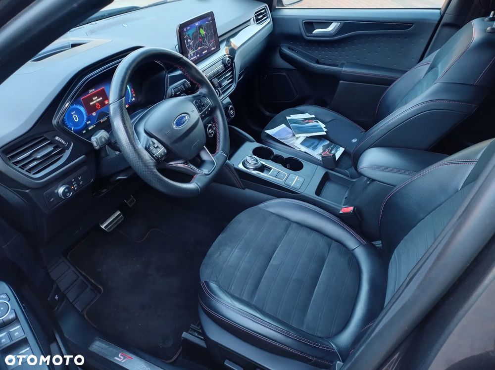 Ford Kuga 2.0 EcoBlue 4x4 ST-LINE X - 29