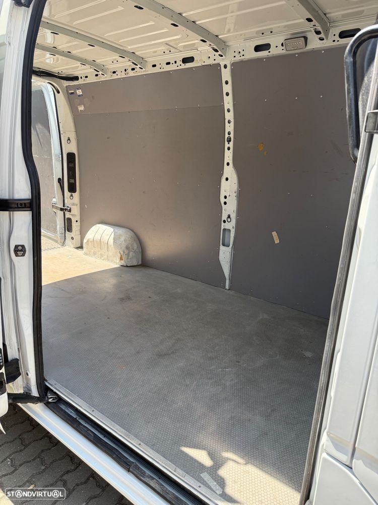Renault Master 2.3 dCi - 9