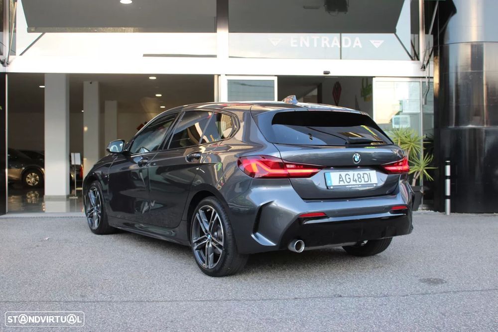 BMW 116 d Pack Desportivo M Auto - 5