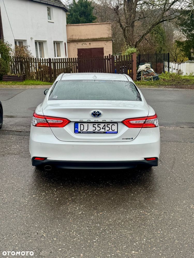 Toyota Camry Executive - 3