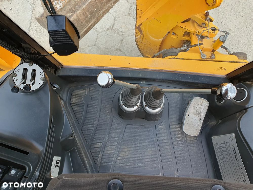 JCB 3CX SUPER Powershift Oryginał 7747 mth - 15