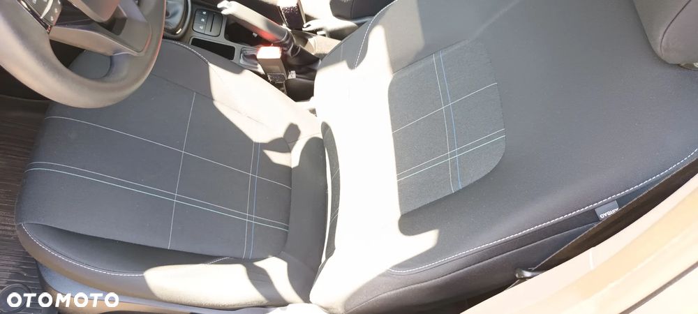Ford Fiesta - 19