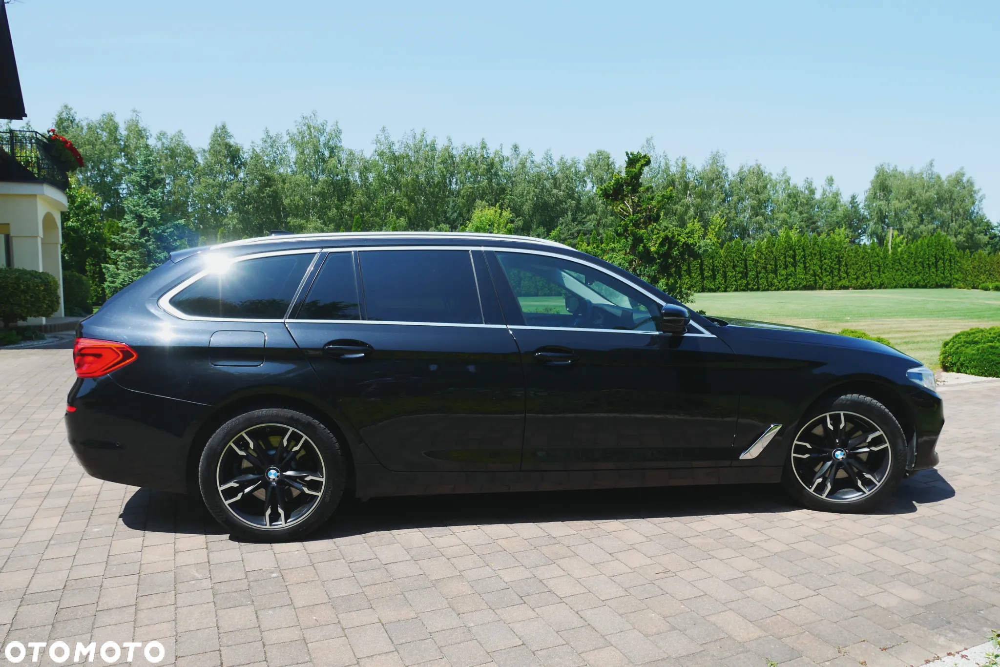 BMW Seria 5 520d Touring Luxury Line - 15