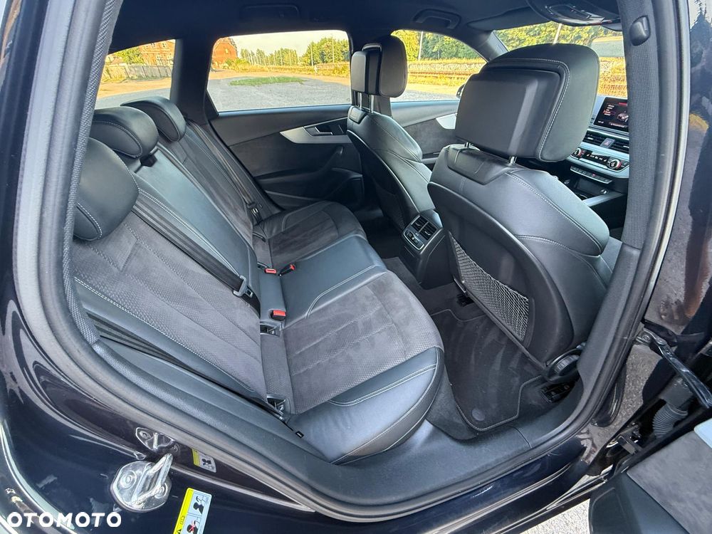 Audi A4 Avant 2.0 TDI - 14