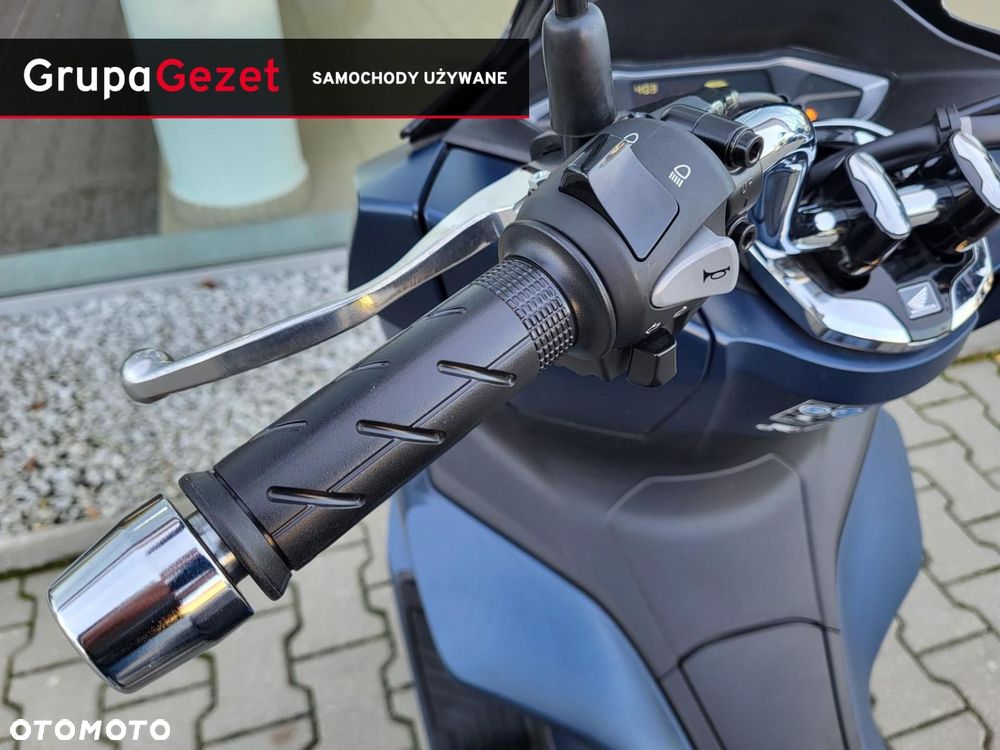 Honda PCX - 9