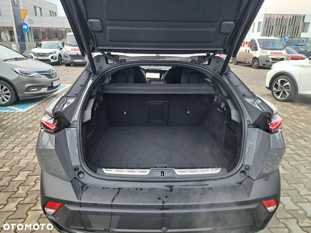 Peugeot 408 1.6 Plug-In Hybrid 180 Allure Pack EAT8 - 14