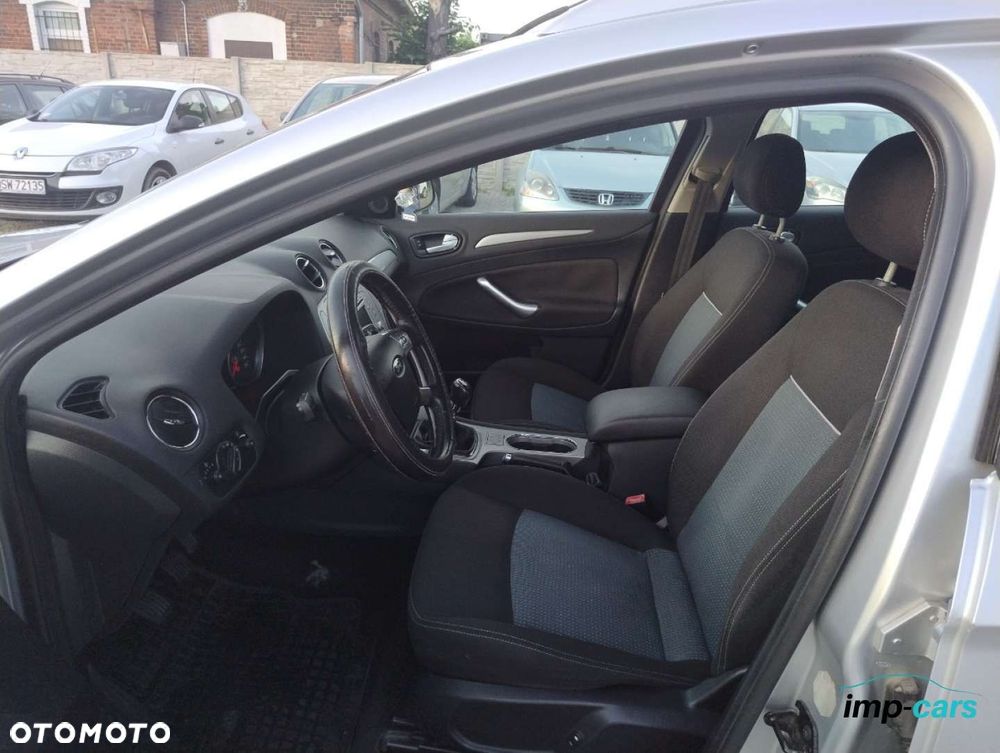 Ford Mondeo - 4
