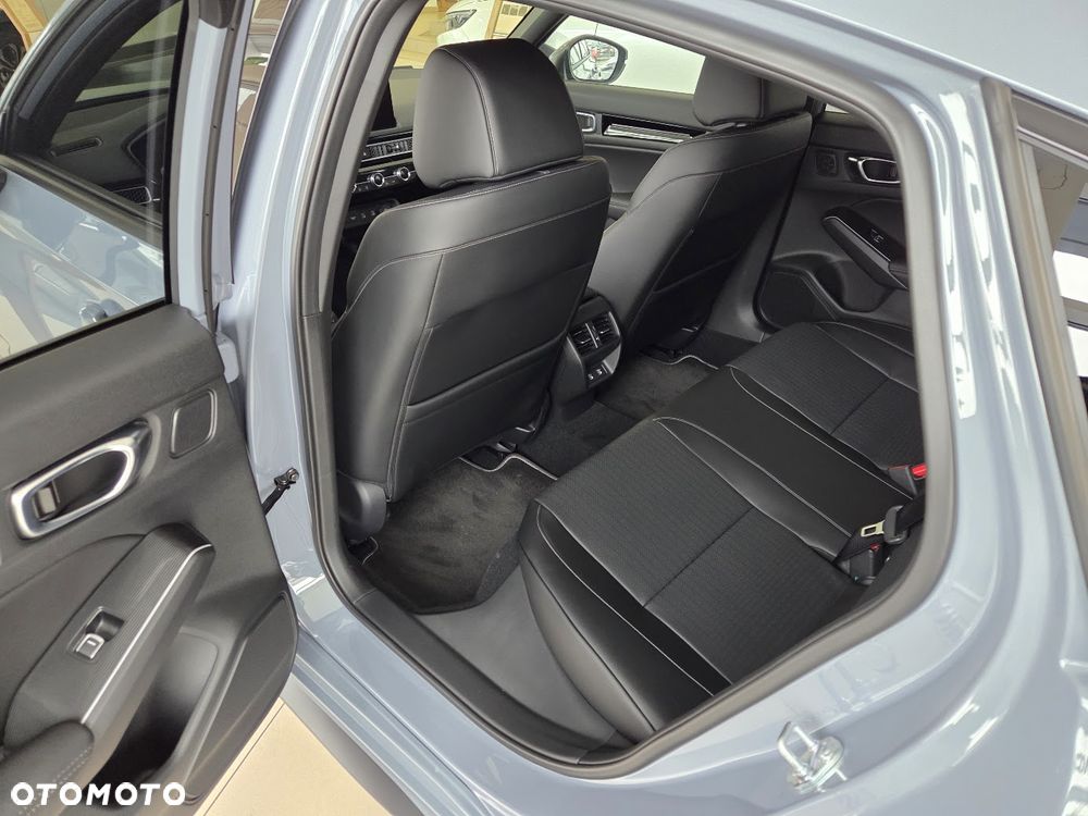 Honda Civic 2.0 i-MMD eHEV Advance CVT - 6