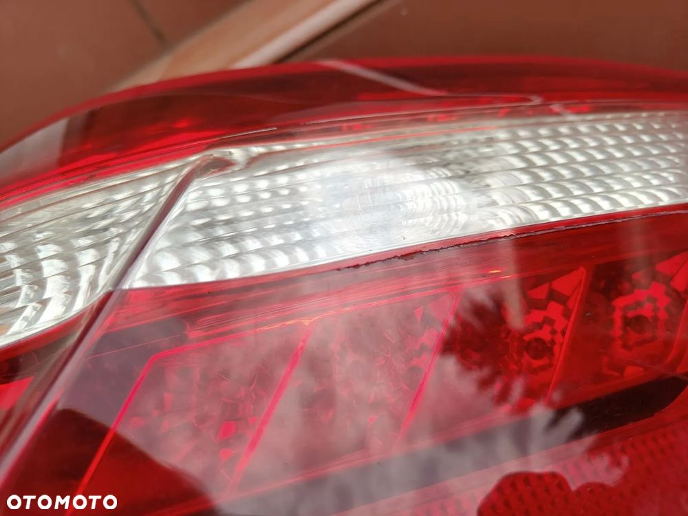 MERCEDES W212 Sedan Lampa Tylna Prawa Led Tył - 6