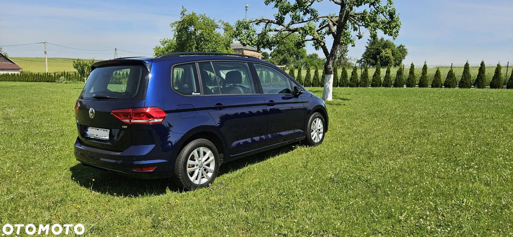 Volkswagen Touran 1.6 TDI BMT Comfortline - 4
