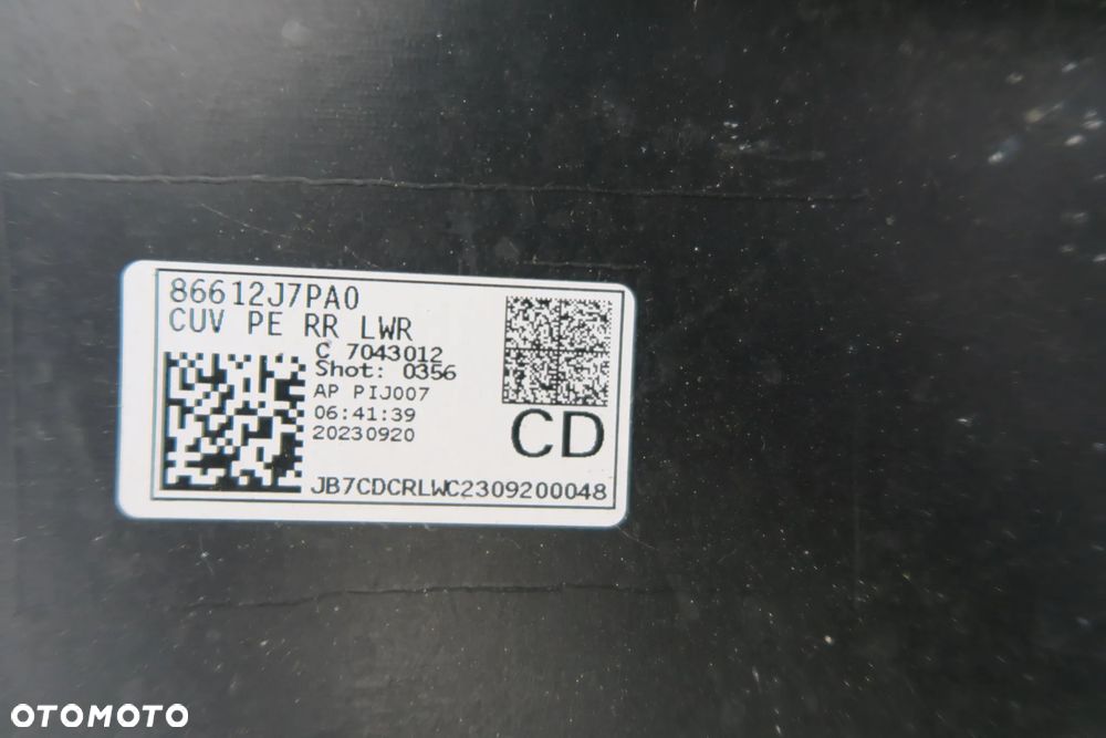 KIA X-CEED Lift 2022 - zderzak tył kratka spoiler chromy dyfuzor ORYGINAŁ - 9