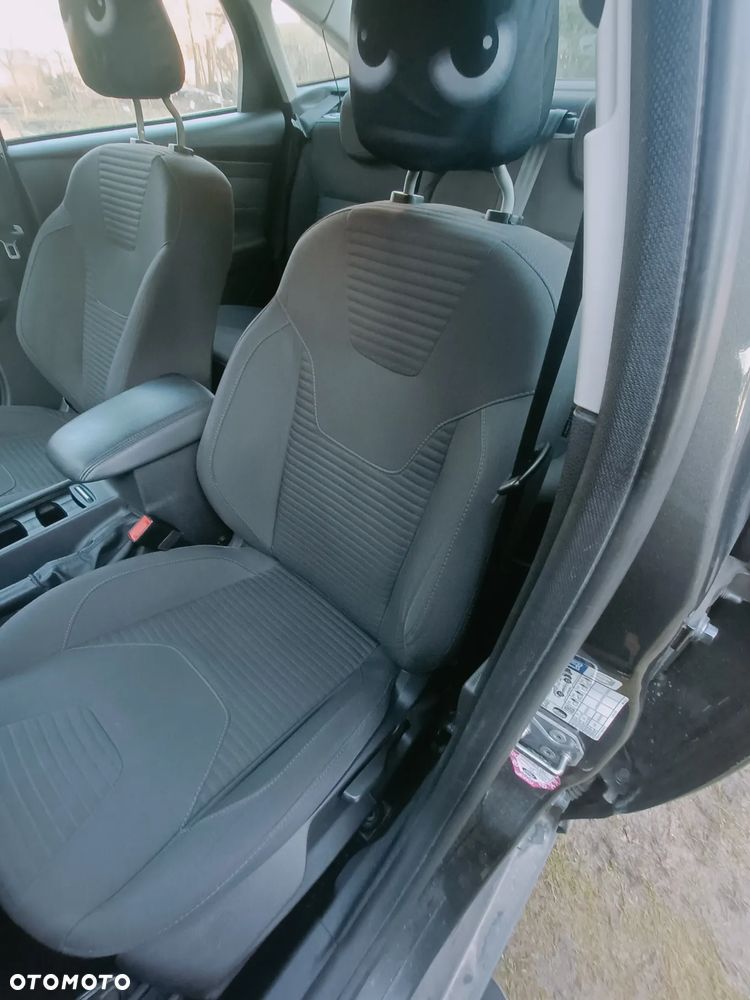 Ford Focus 1.6 SYNC Edition - 12