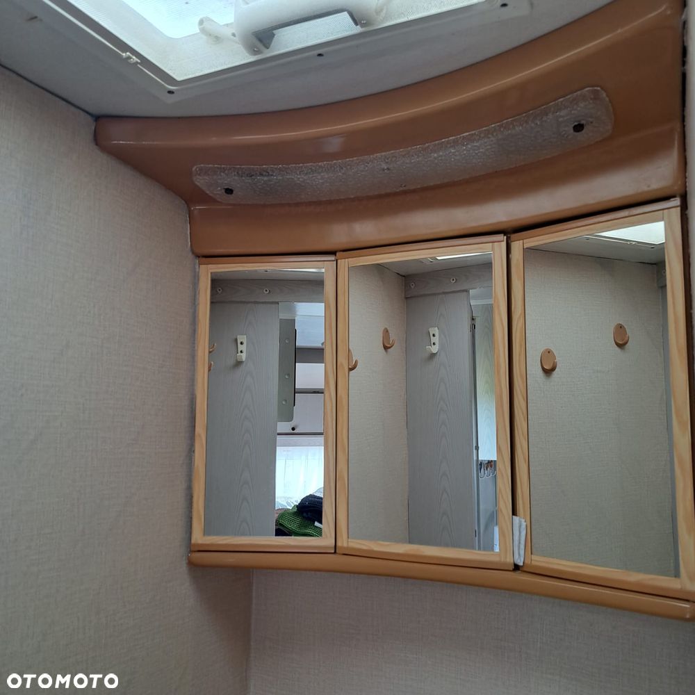 KNAUS Sudwind - 18