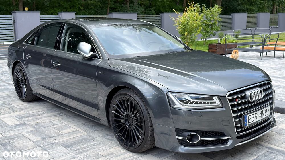 Audi S8 - 3