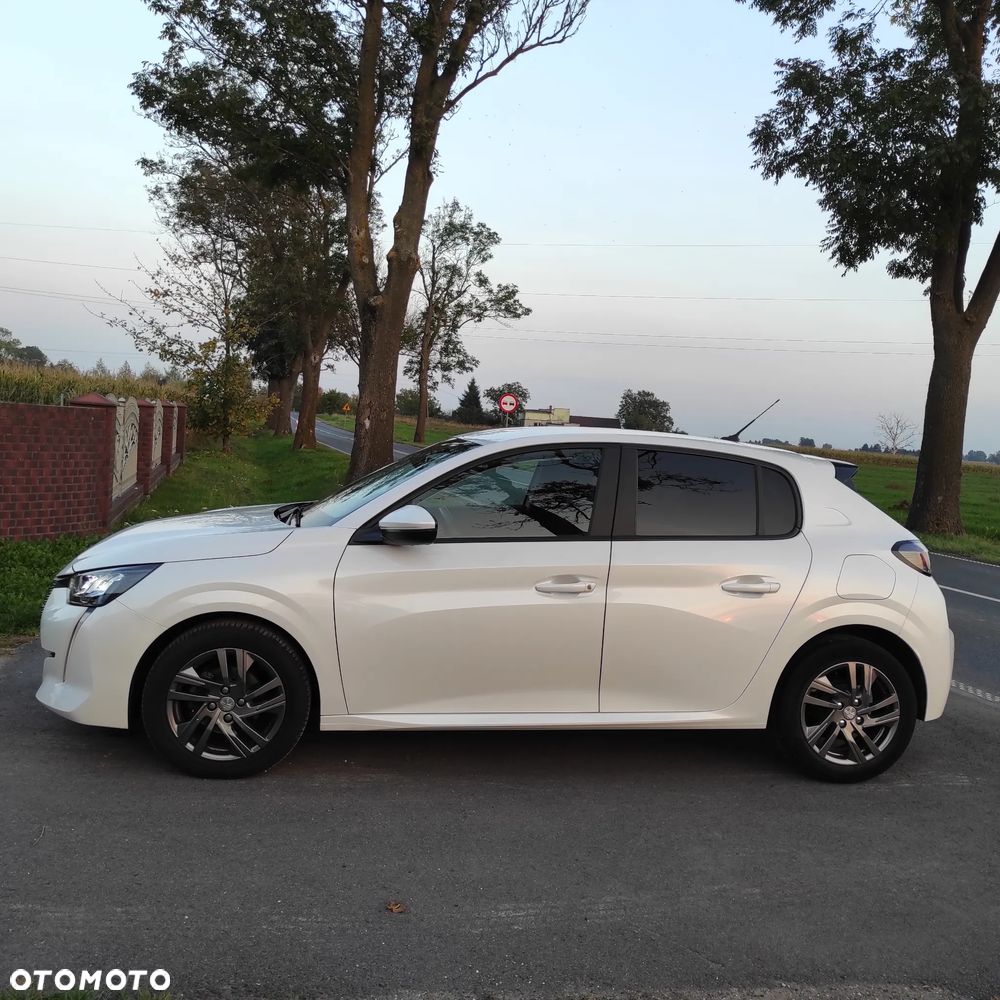 Peugeot 208 - 9