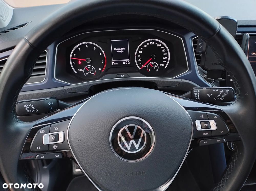 Volkswagen T-Roc - 14