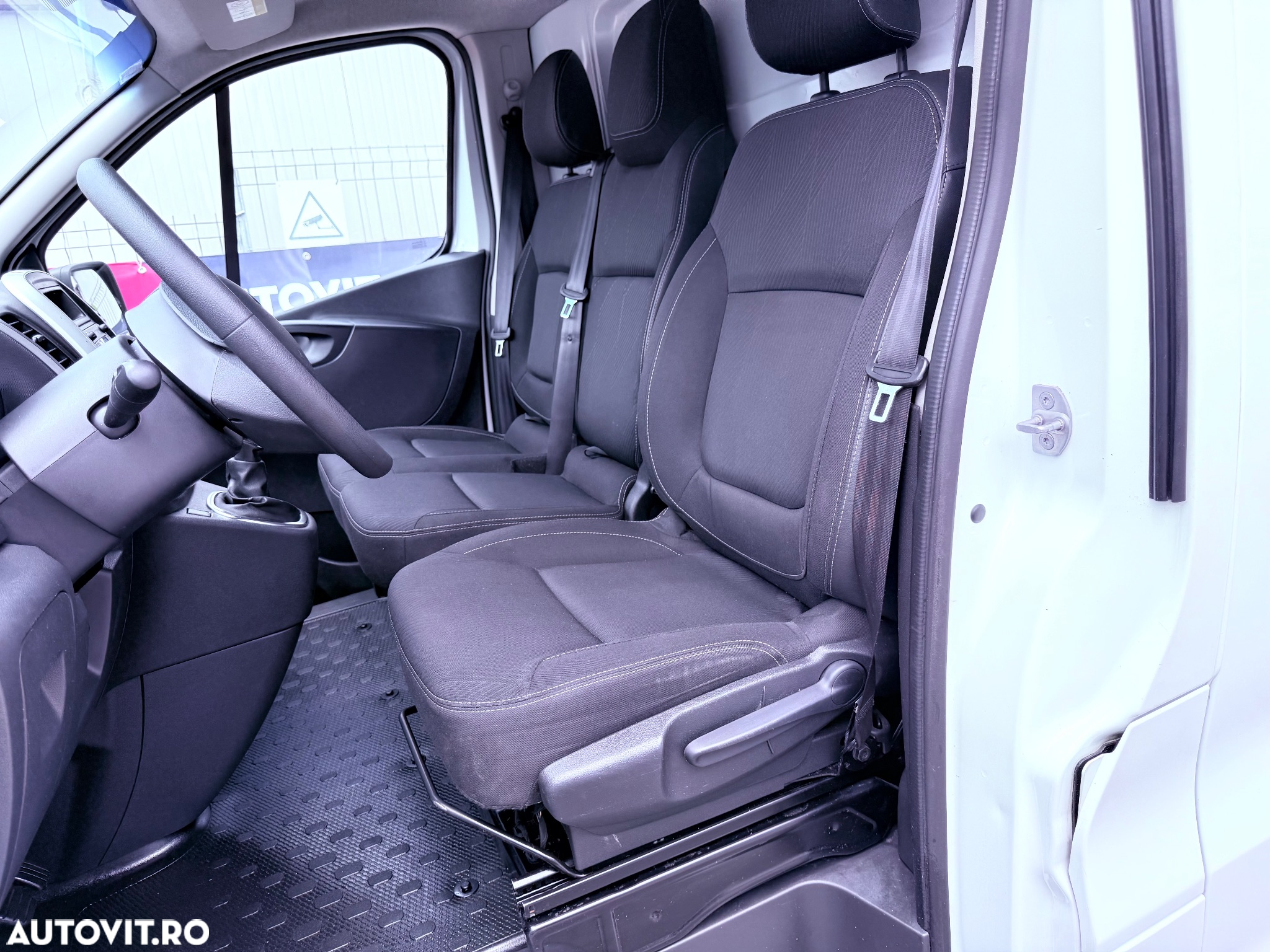 Renault Trafic ENERGY dCi 120 L2H1 3.0t Komfort - 23