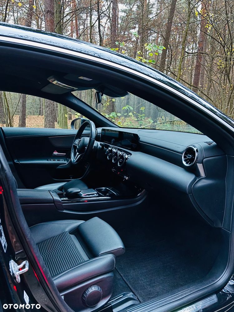 Mercedes-Benz CLA - 8