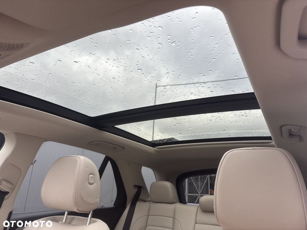 Mercedes-Benz GLE - 25