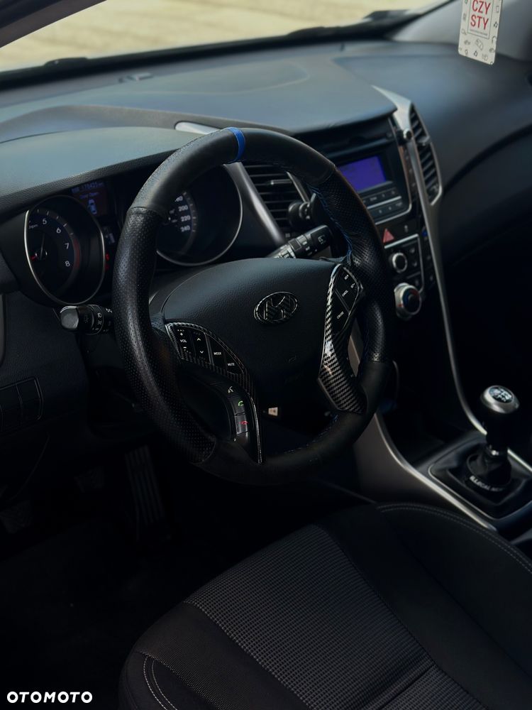 Hyundai i30 - 16