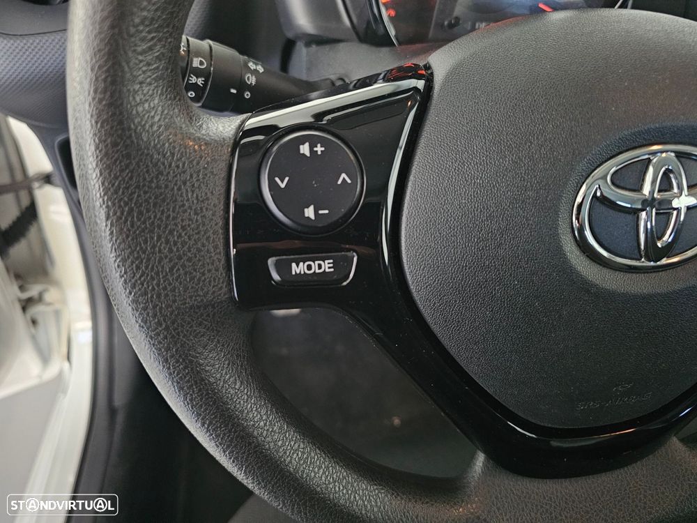 Toyota Aygo 1.0 - 20