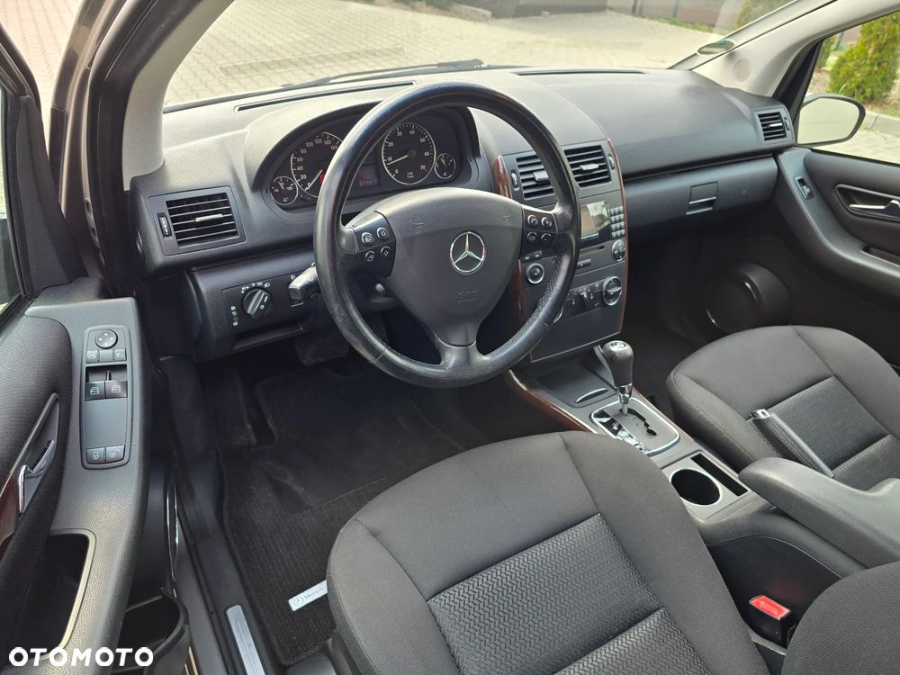 Mercedes-Benz Klasa A 150 Autotronic Elegance - 8
