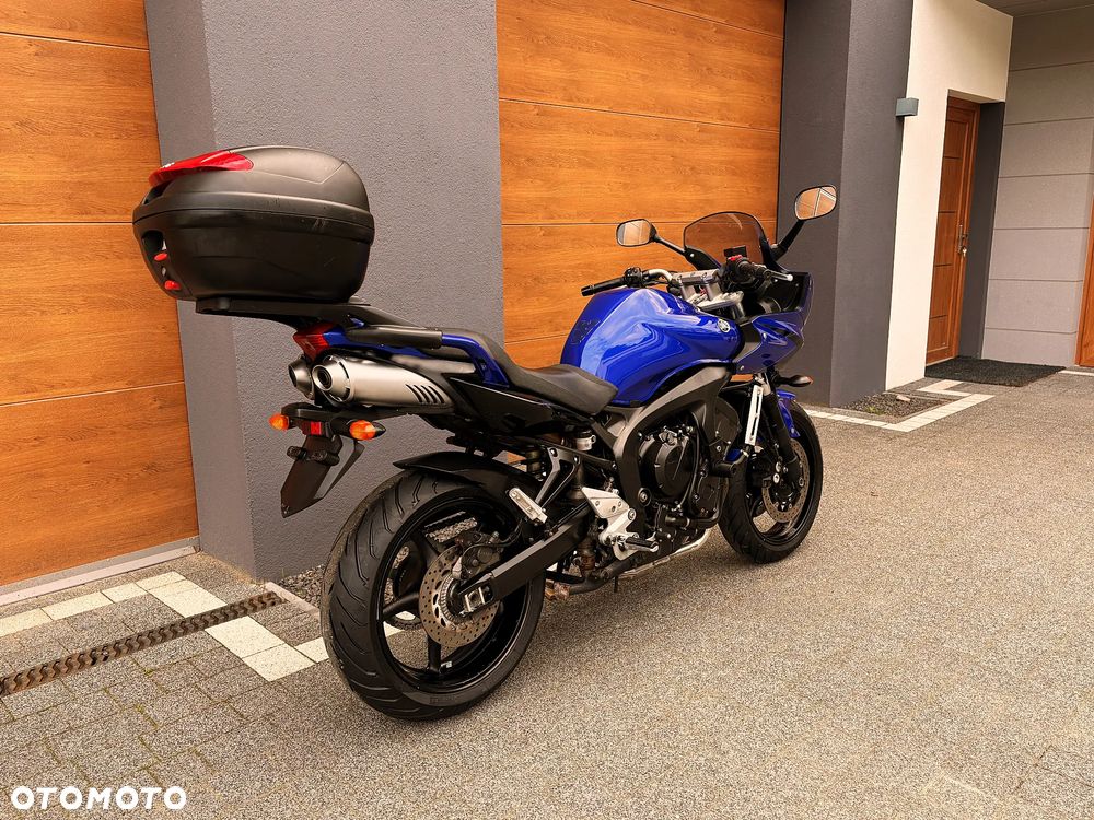 Yamaha FZ6 - 3