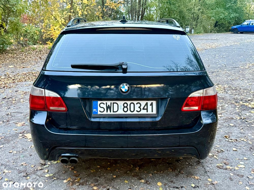 BMW Seria 5 525i - 6