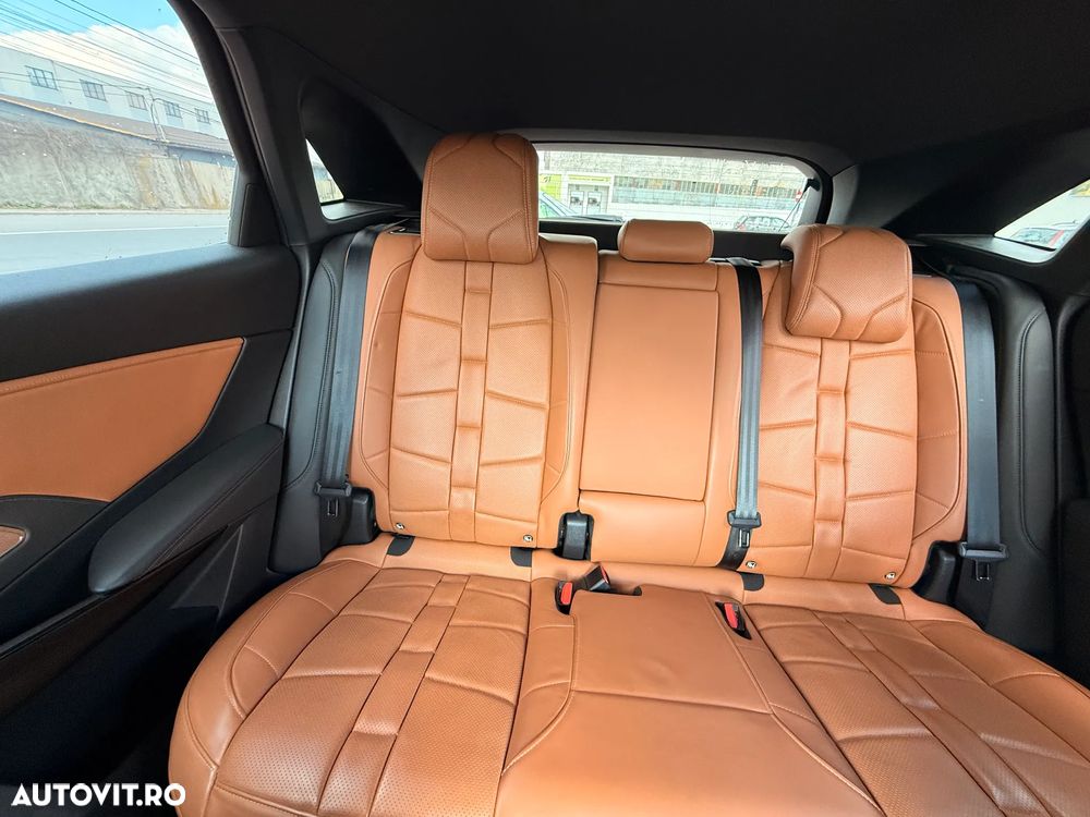 DS Automobiles DS 7 Crossback 1.6 PHeV AWD 300 EAT8 OPERA - 10