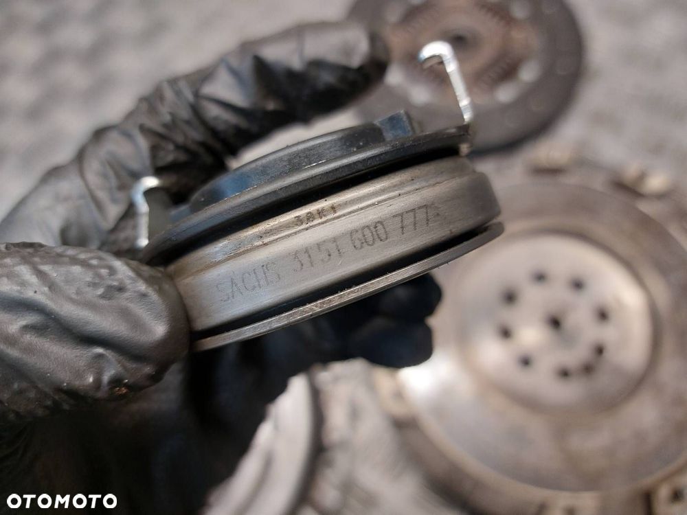 SPRZĘGŁO TARCZA + DOCISK+ KOŁO ZAMACHOWE HYUNDAI TUCSON I 2.0 CRDI - 4