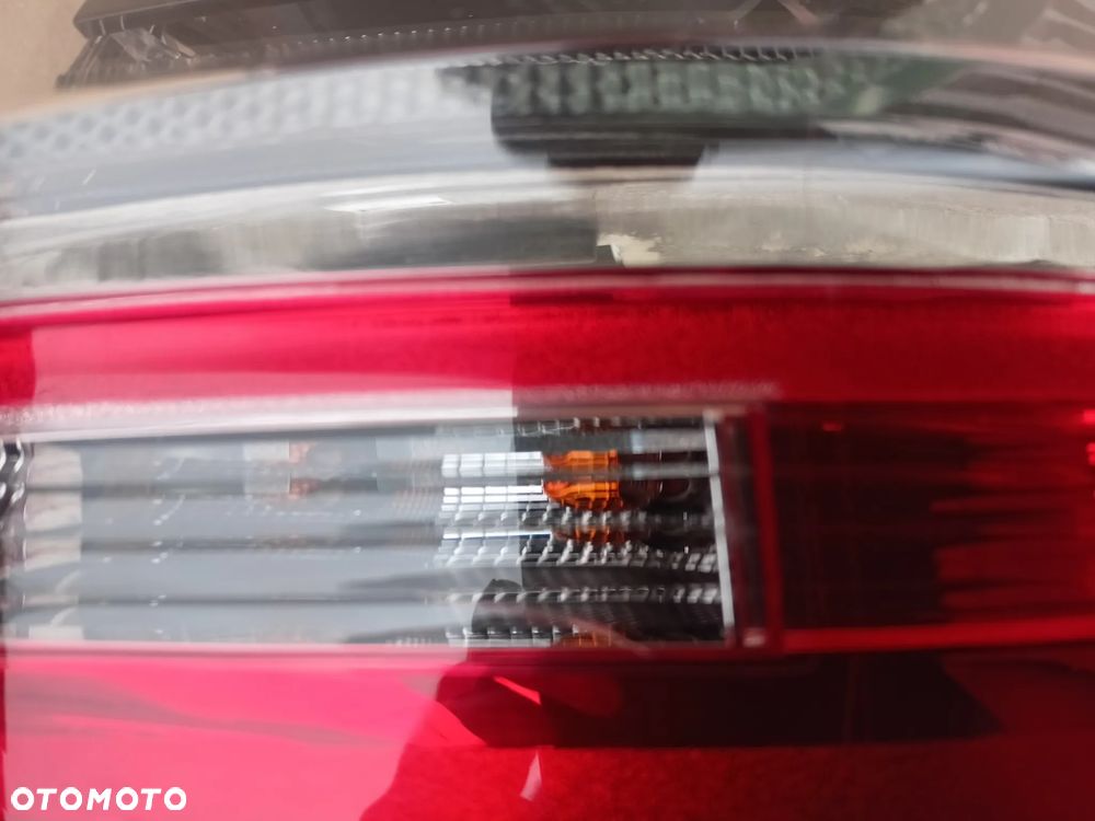 Lampa Prawa Prawy  Tył  W Błotnik karoseryjna  FORD S-MAX MK1 LIFT - 4