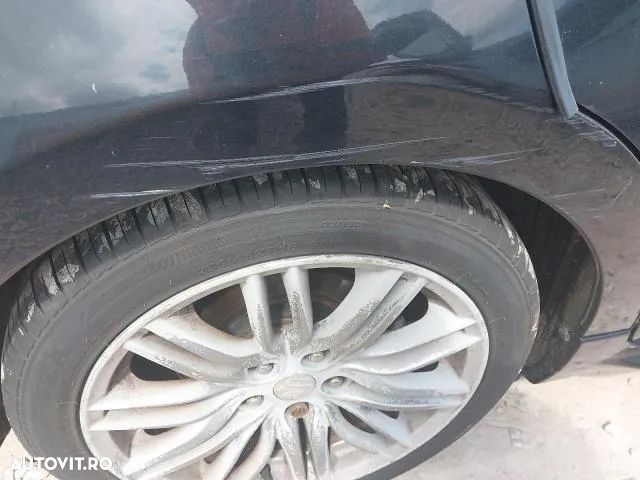 Dezmembrez suzuki Kizashi - 10