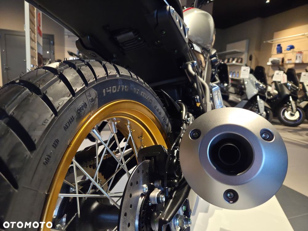 Yamaha XSR - 19