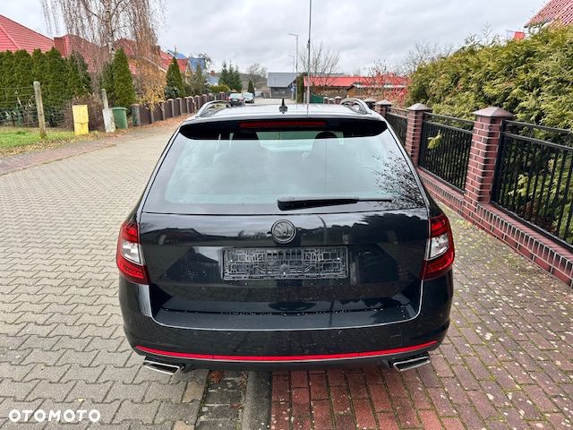 Skoda Octavia 2.0 TDI DSG RS - 5