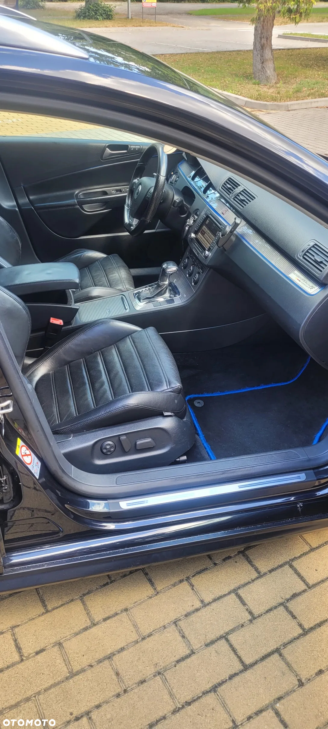 Volkswagen Passat Variant 2.0 TDI DPF DSG R-Line Edition - 10