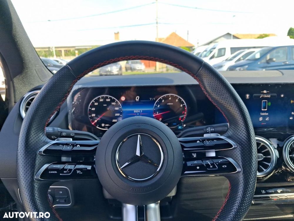 Mercedes-Benz GLA 200 MHEV - 11