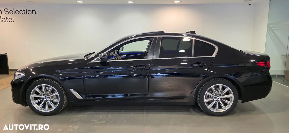 BMW Seria 5 530i xDrive AT MHEV - 3