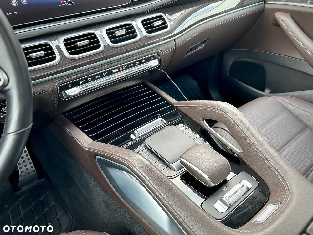 Mercedes-Benz GLS - 20