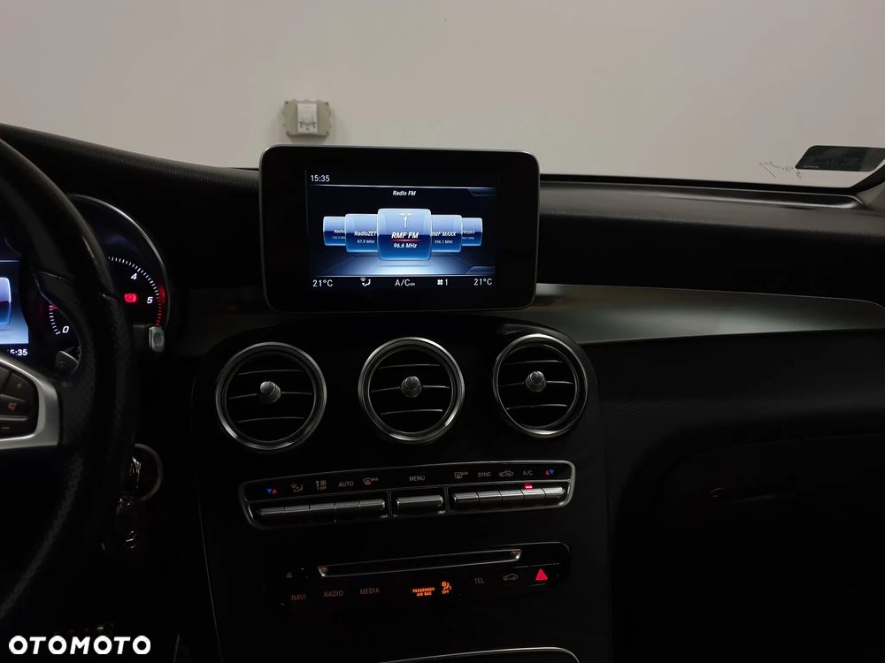 Mercedes-Benz GLC - 13