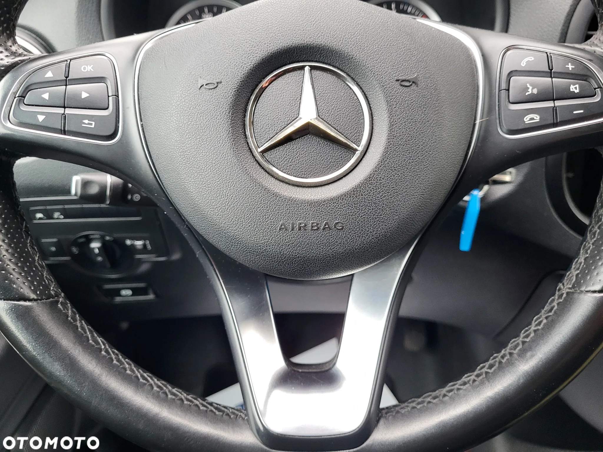 Mercedes-Benz VITO - 19